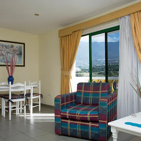 Club Tarahal Hotel 2*