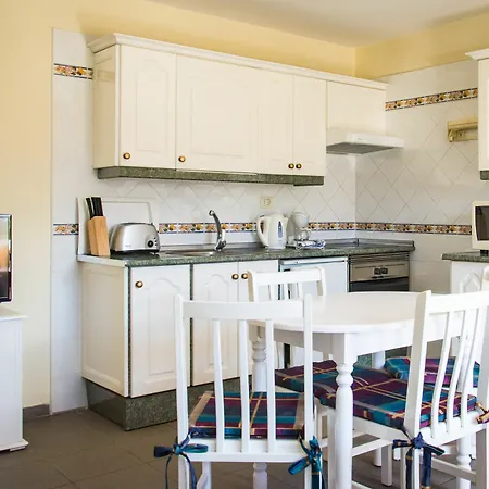 Club Tarahal 2* Puerto de la Cruz (Tenerife)